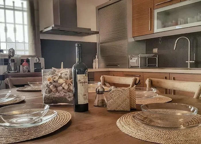 Villa Estia, Cozy & Stylish - Elani