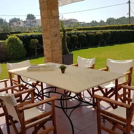 Estia, Cozy & Stylish - Elani Villa *