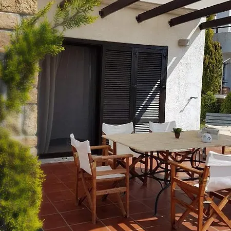 Villa Estia, Cozy & Stylish - Elani *