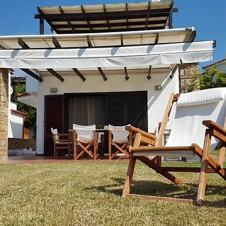 Estia, Cozy & Stylish - Elani Villa *