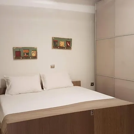 Villa Estia, Cozy & Stylish - Elani *
